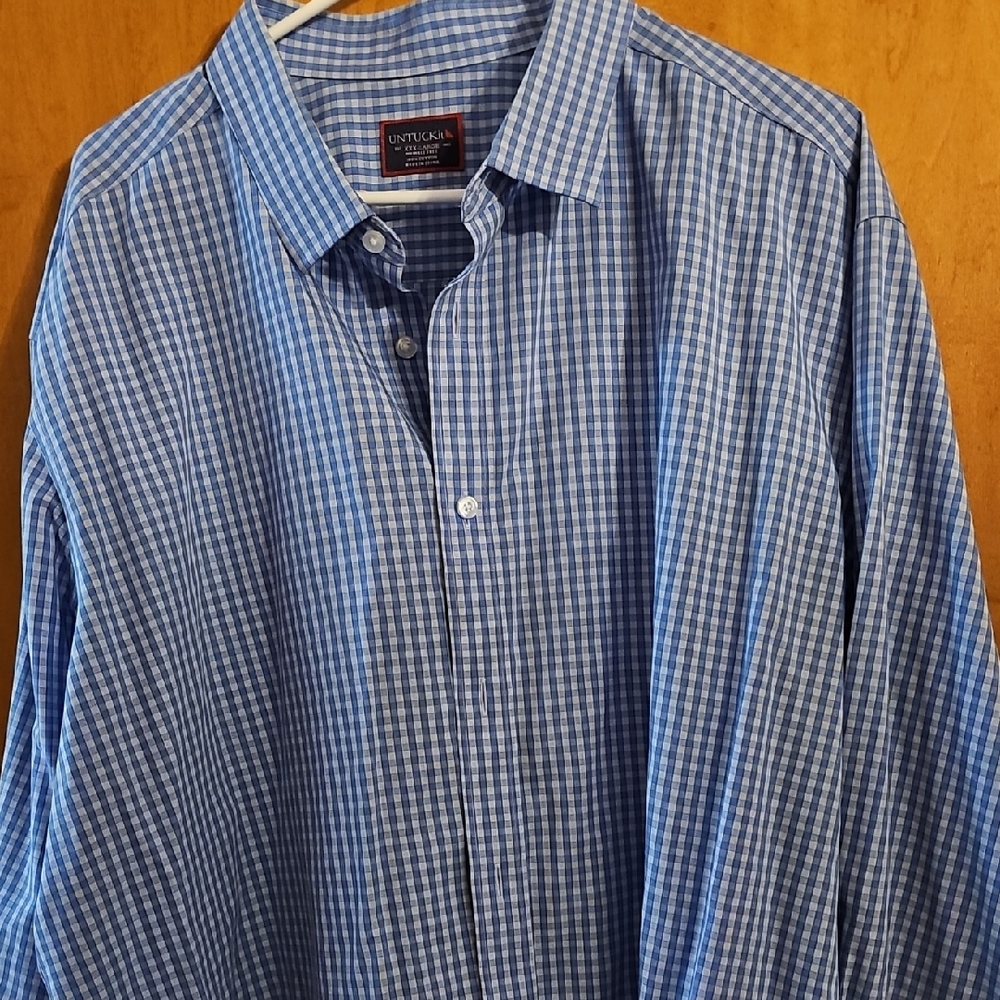 UNTUCKit Blue Checkered Men's Shirt